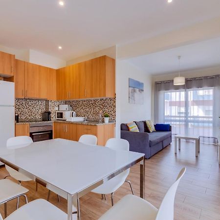 Quarteira 2Br - Near The Beach At Homesbyfc Extérieur photo